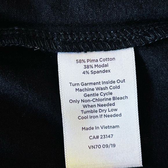 Talbots Black Polka Dot Top - Picture 4 of 4